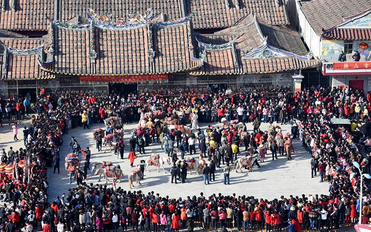 福建莆田：多彩民俗慶元宵 傳統(tǒng)節(jié)日過(guò)出“新”味道