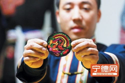 畬族,典雅,綻放,傳統(tǒng),服飾
