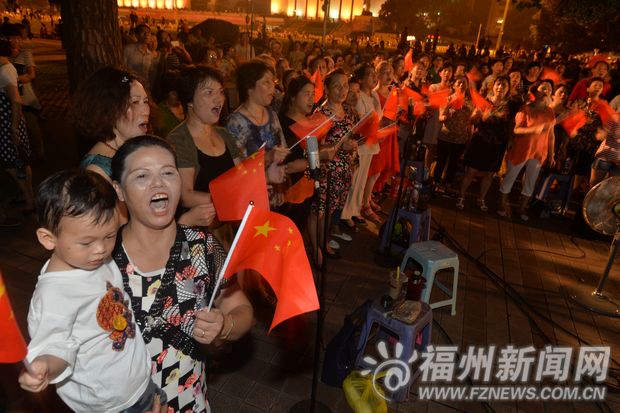 福州萬人唱響抗戰老歌　紀念抗日戰爭勝利70周年