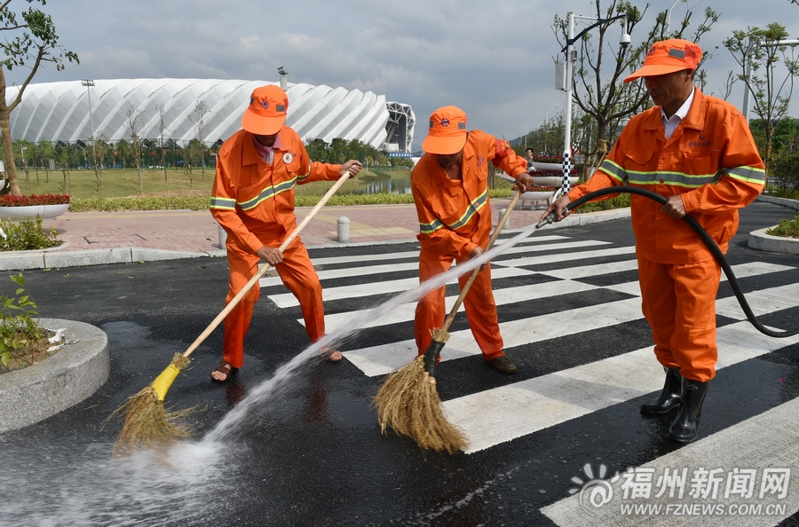 福州6000余名環(huán)衛(wèi)工為城市清潔護(hù)航　助力青運(yùn)會(huì)