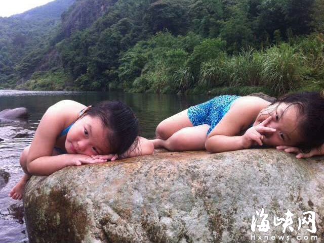 二孩時(shí)代的第一個(gè)兒童節(jié)　福州三個(gè)家庭的歡樂頌