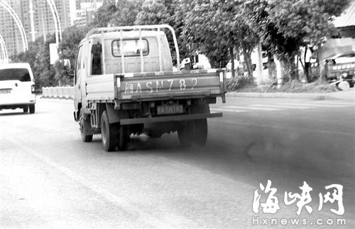 “烏賊車”將被環保部門列入黑名單　年檢時嚴查